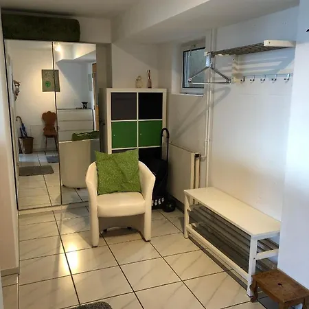 Apartment Ferienwohnung Mit Sicht Auf Berge *
