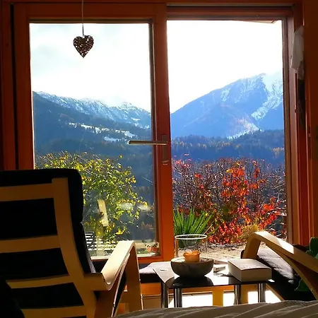 Ferienwohnung Mit Sicht Auf Berge Apartment Trin