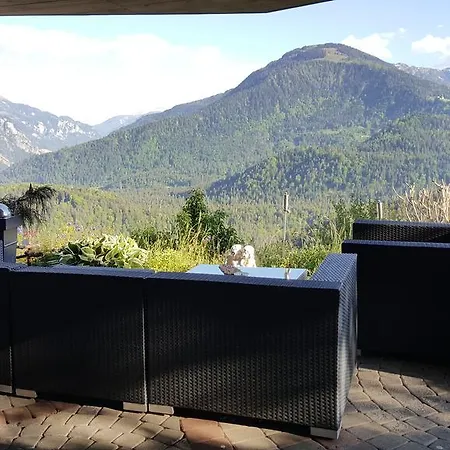Apartment Ferienwohnung Mit Sicht Auf Berge *