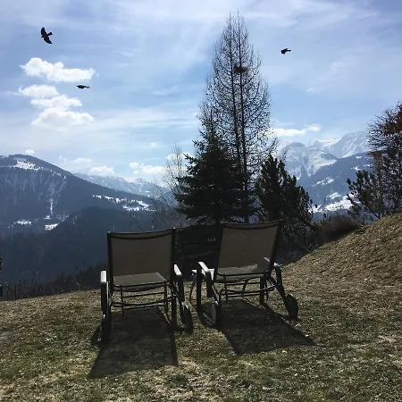 Ferienwohnung Mit Sicht Auf Berge Apartment Trin